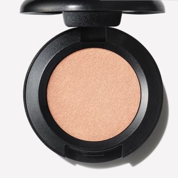 MAC Cosmetics Frost Eyeshadow - Picture 3 of 9